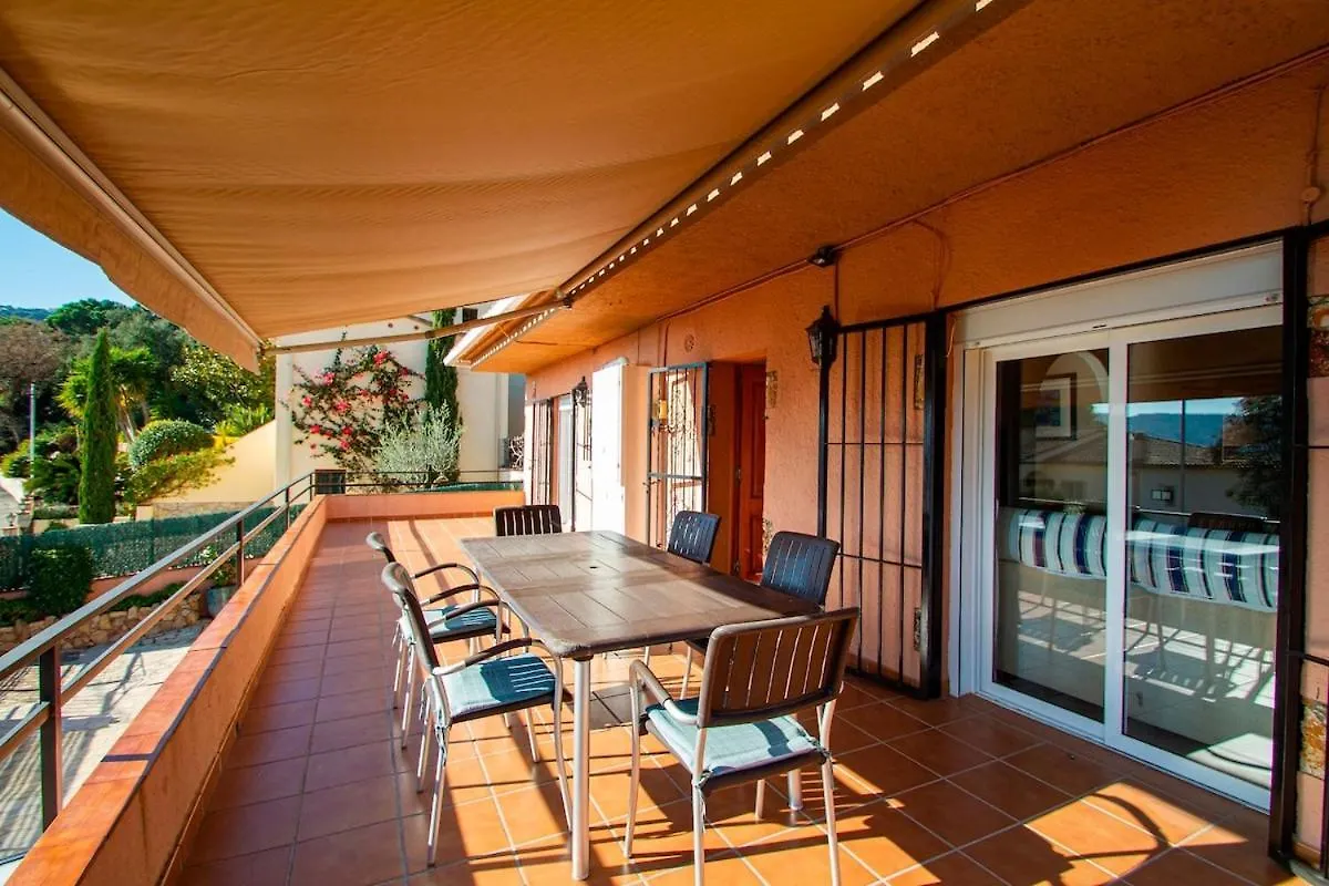 Beautiful Villa With A Pool Calonge  Сasa de vacaciones